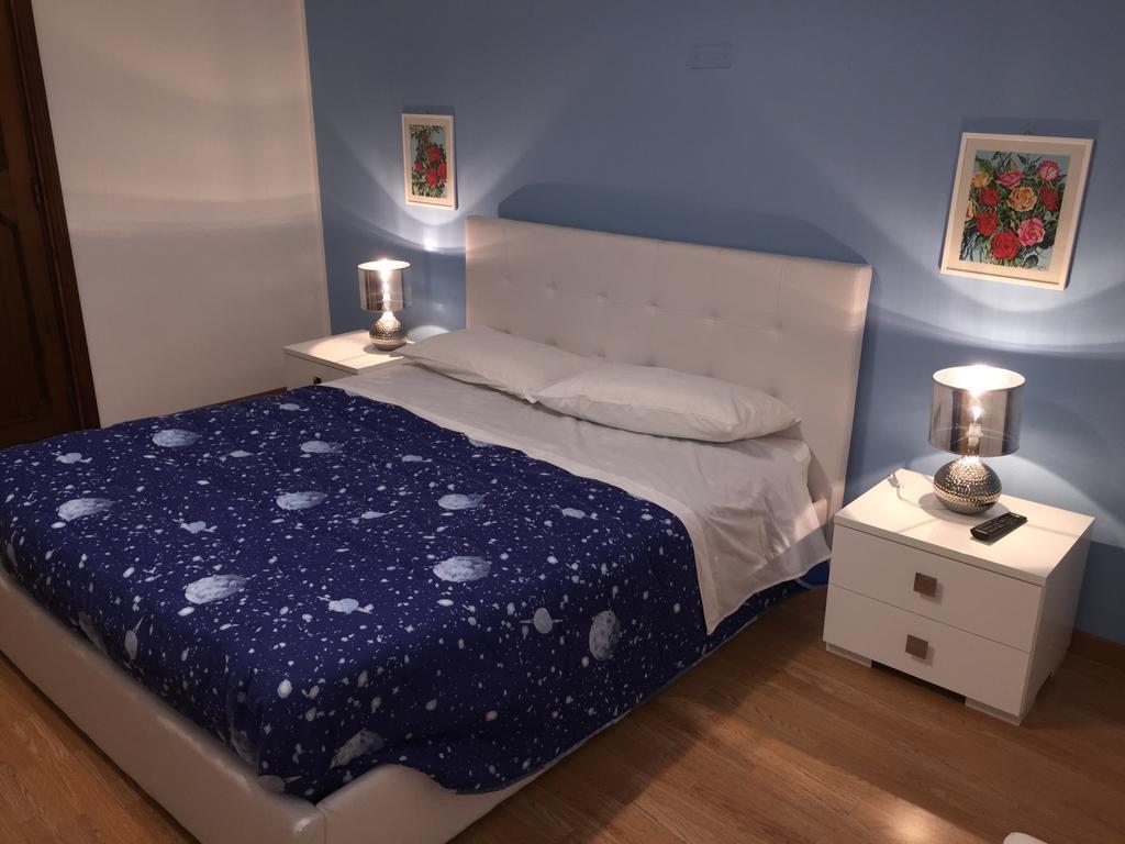 Alloggi Le Stanze Di Medea Palermo Habitación foto